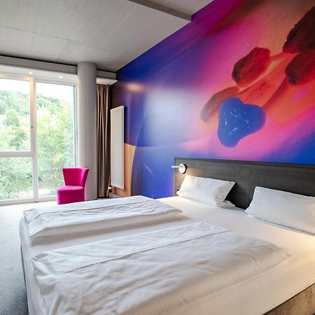 Qubixx Stadtmittehotel ชเวบิชฮัลล์ ภายนอก รูปภาพ
