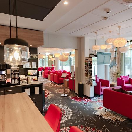 Qubixx Stadtmittehotel ชเวบิชฮัลล์ ภายนอก รูปภาพ