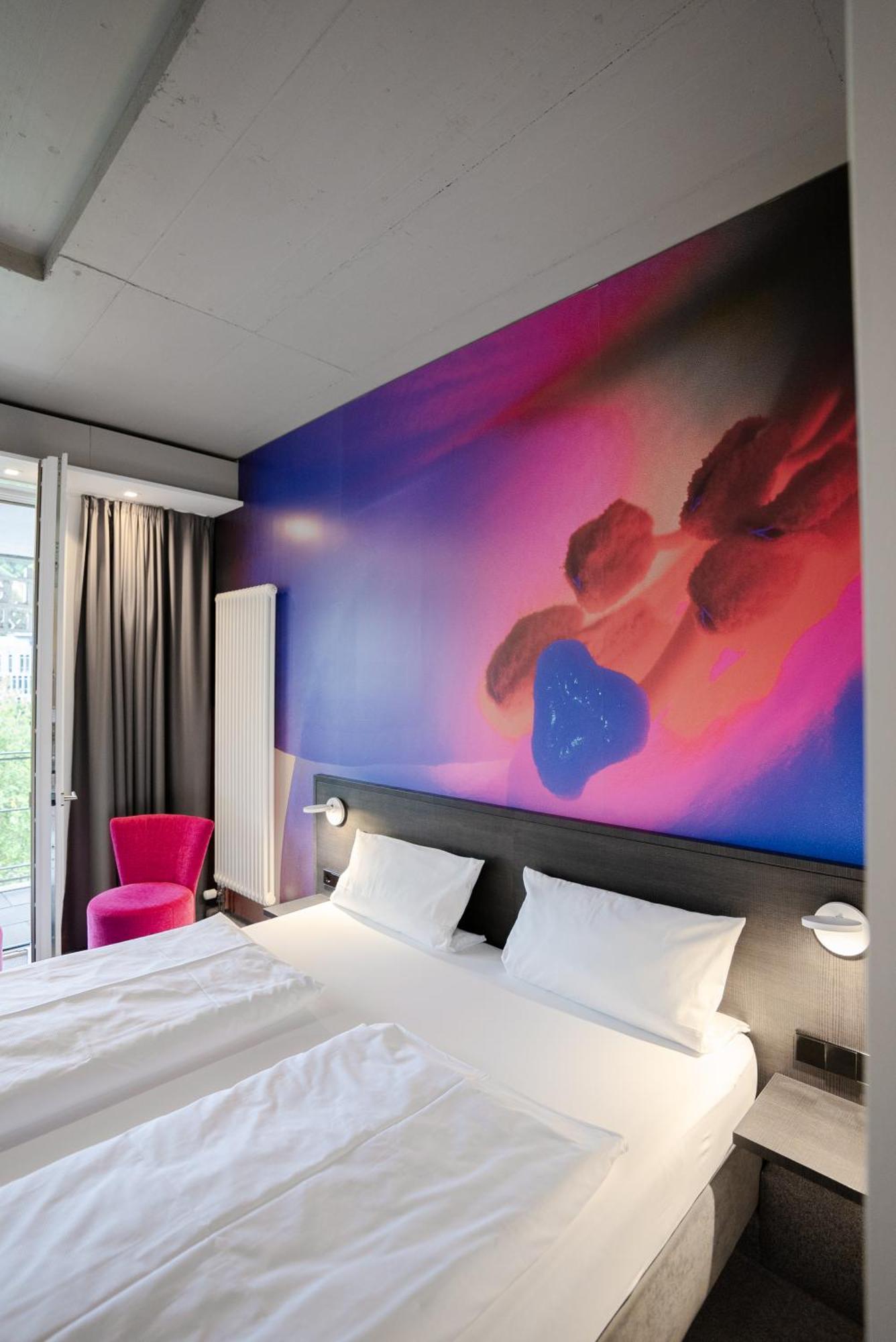 Qubixx Stadtmittehotel ชเวบิชฮัลล์ ภายนอก รูปภาพ